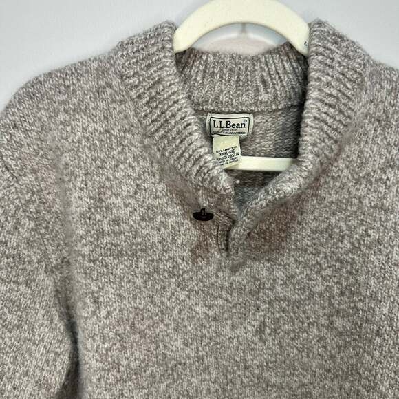 LL Bean Classic Ragg 100% Lamb Wool Sweater, Henley *See measurements* - Picture 5 of 6